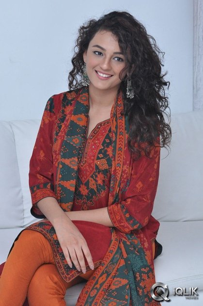 Seerat-Kapoor